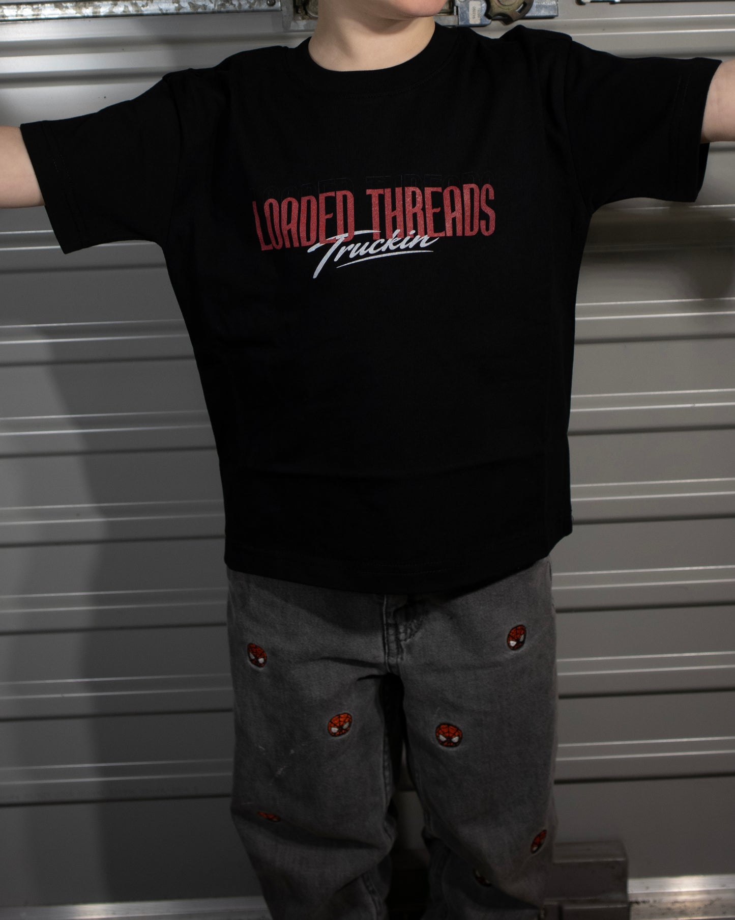 Loaded Threads Truckin (Red/Kids) - T-Shirt