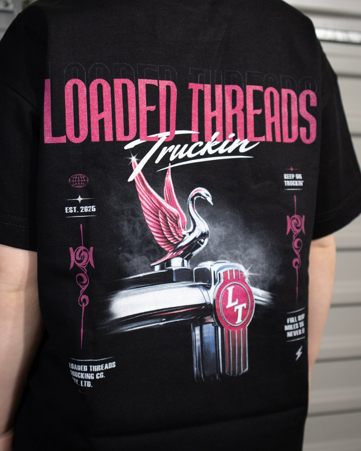 Loaded Threads Truckin (Pink/Kids) - T-Shirt